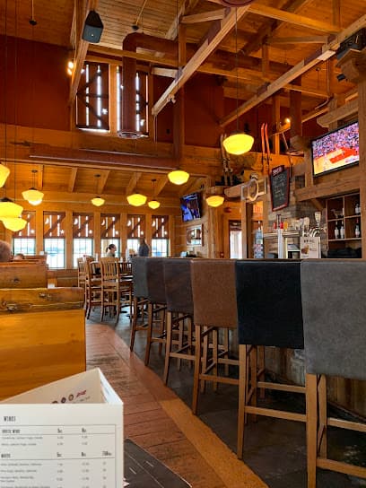Montana’s BBQ & Bar