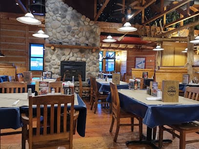 Montana’s BBQ & Bar