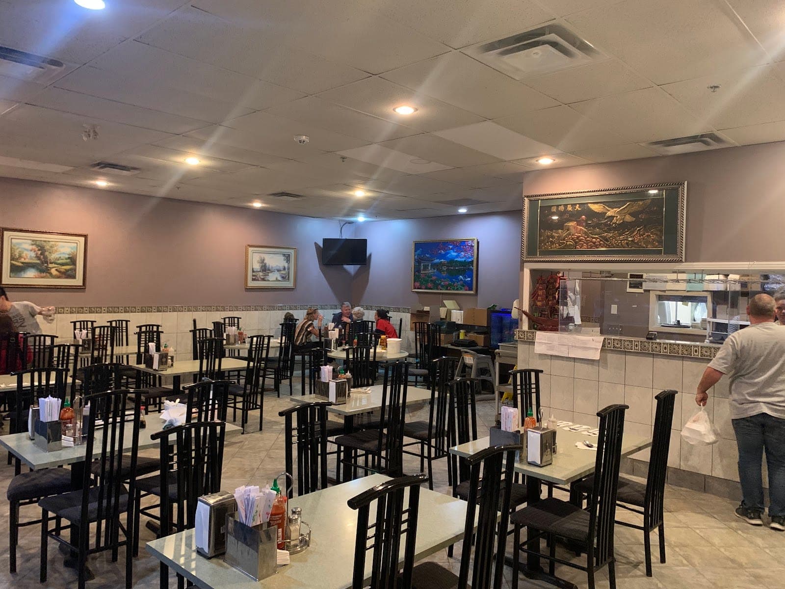 Thuan Hoa Restaurant