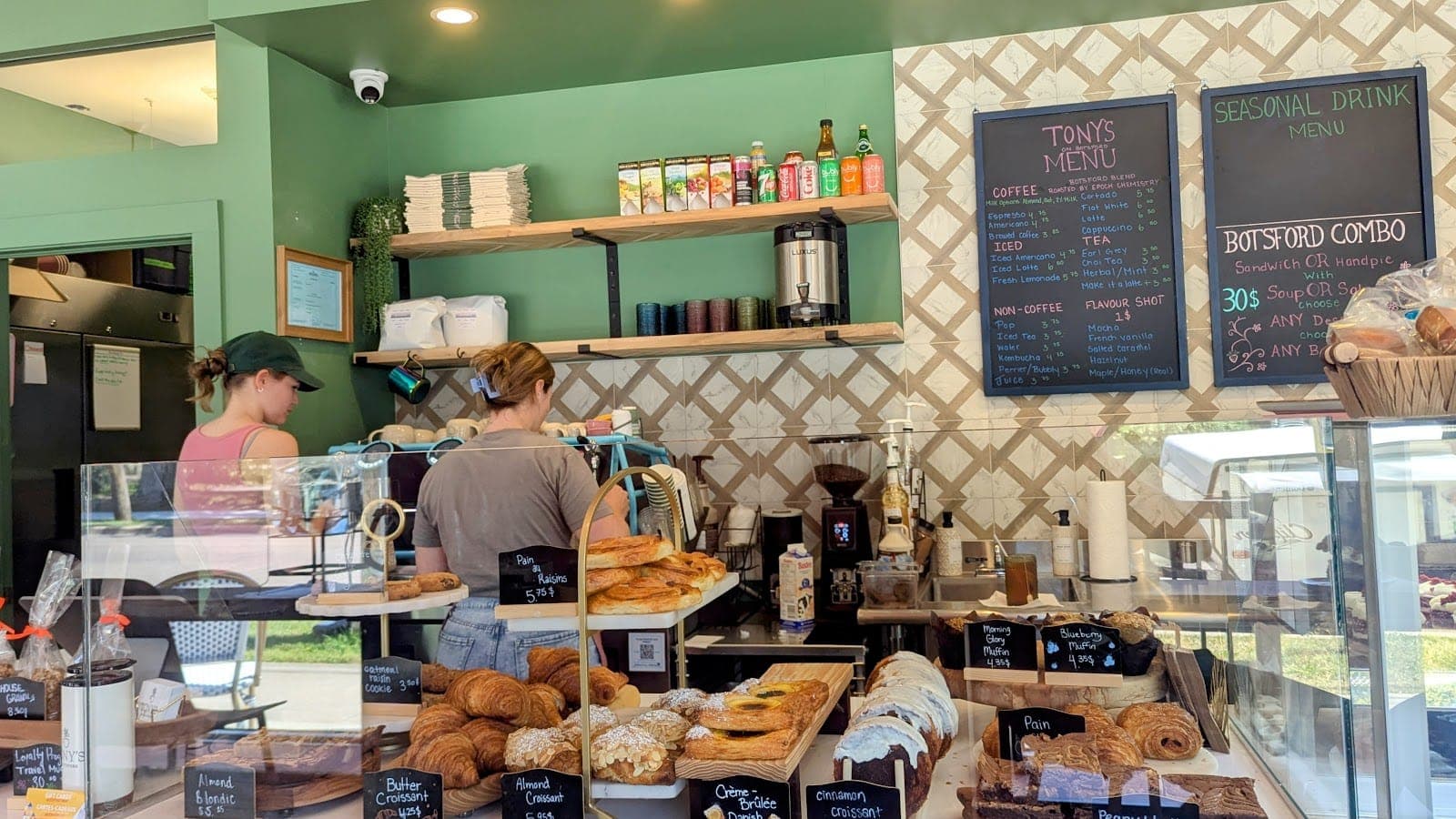 Tony’s Cafe on Botsford