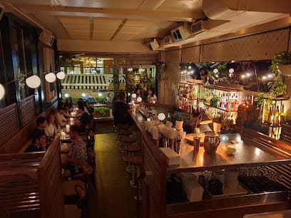 Bar Henrietta