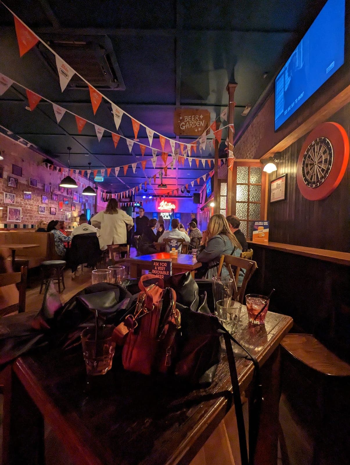 Blute's Bar