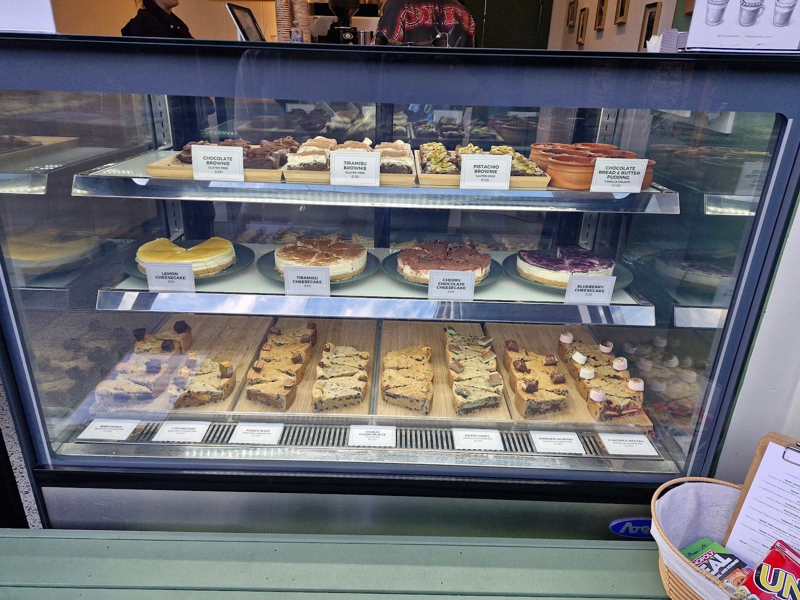 13 Bees Bakery