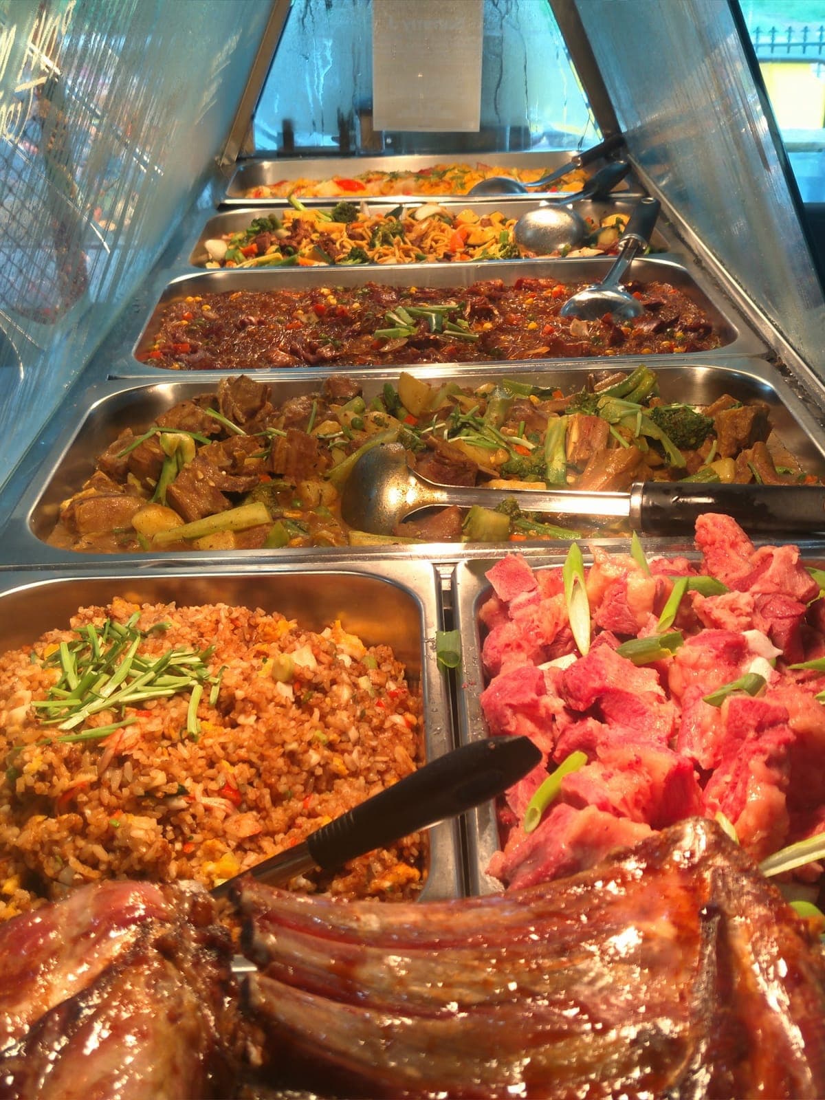 Lee Naki's Takeaway