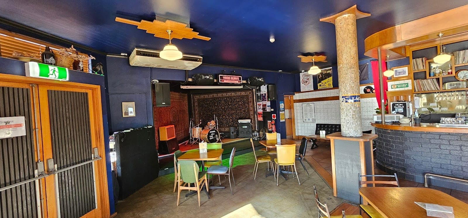 The Oak Tighes Hill (Royal Oak Hotel)