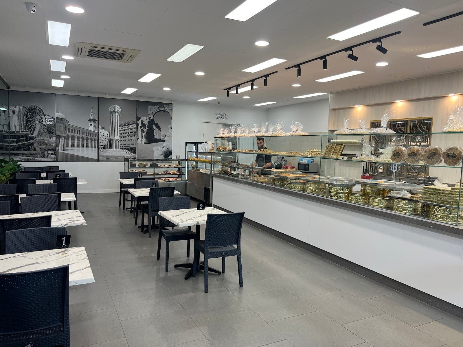 Aboulaban Sweets & Cafe