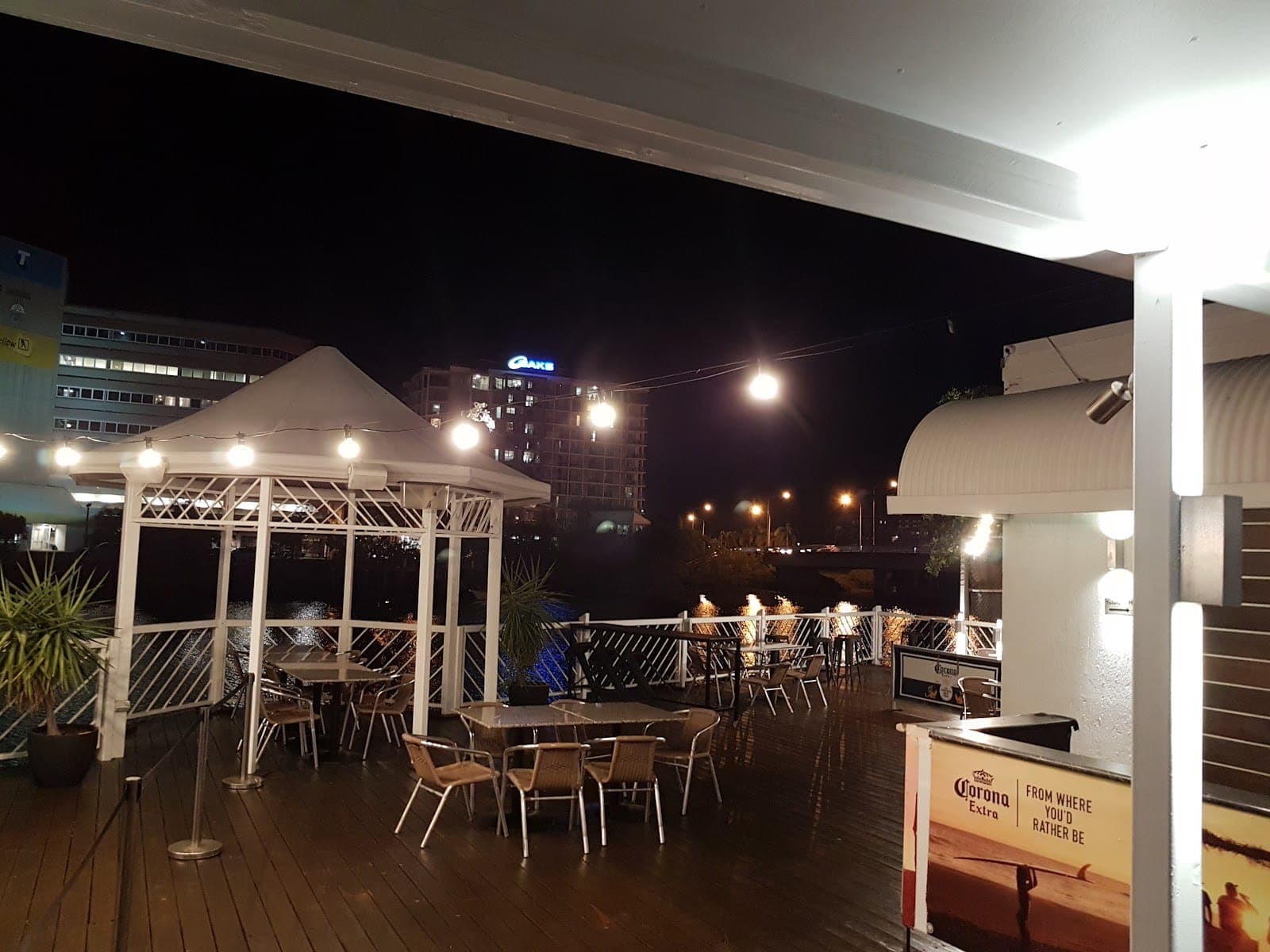 Monsoons Bar & Grill