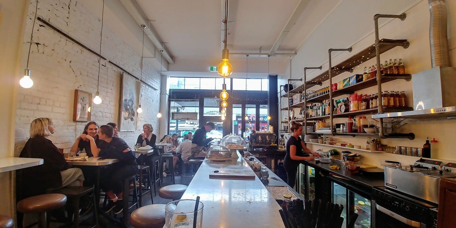 Kiki Beware Boutique Cafe