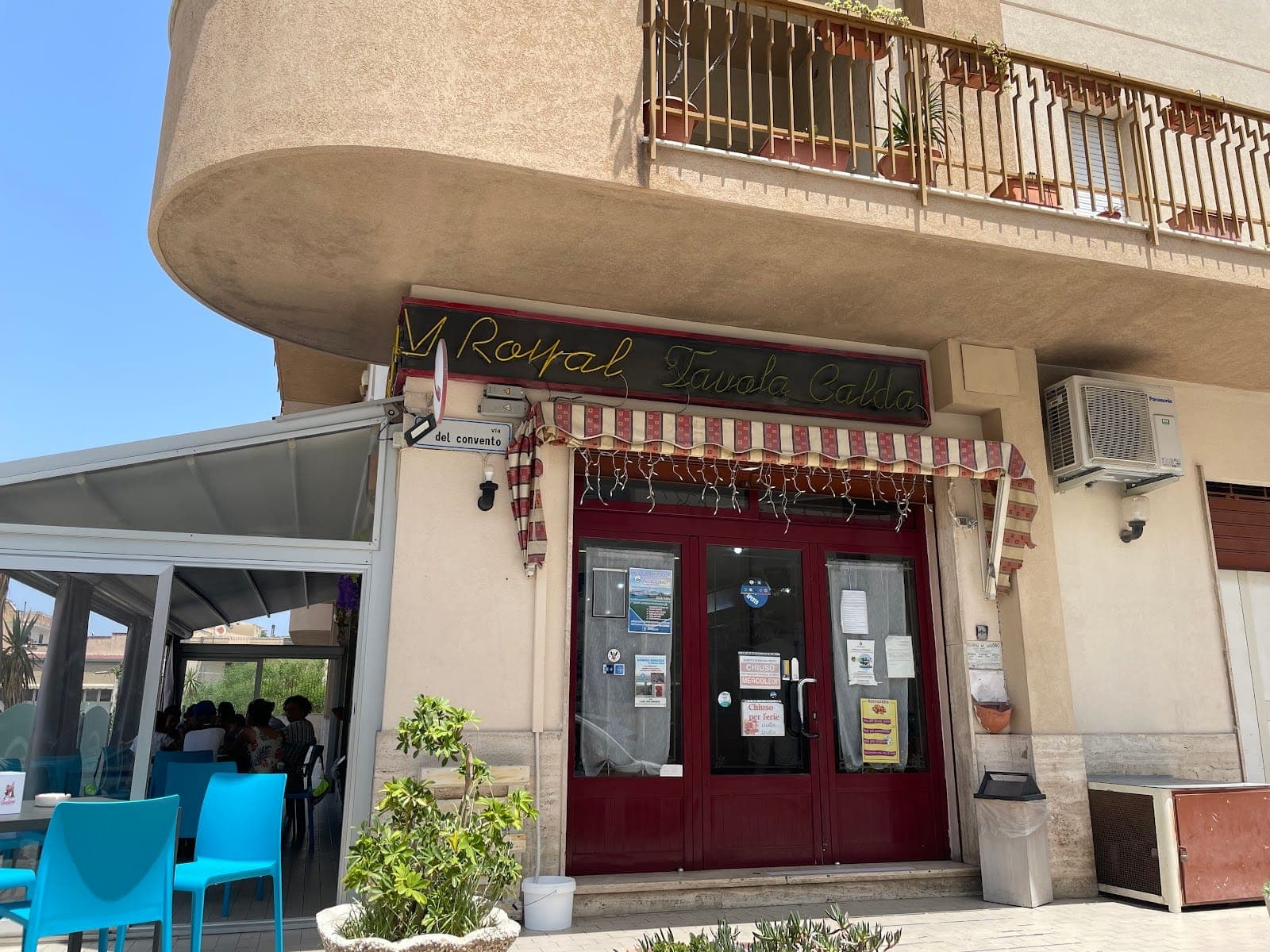 Bar Royal