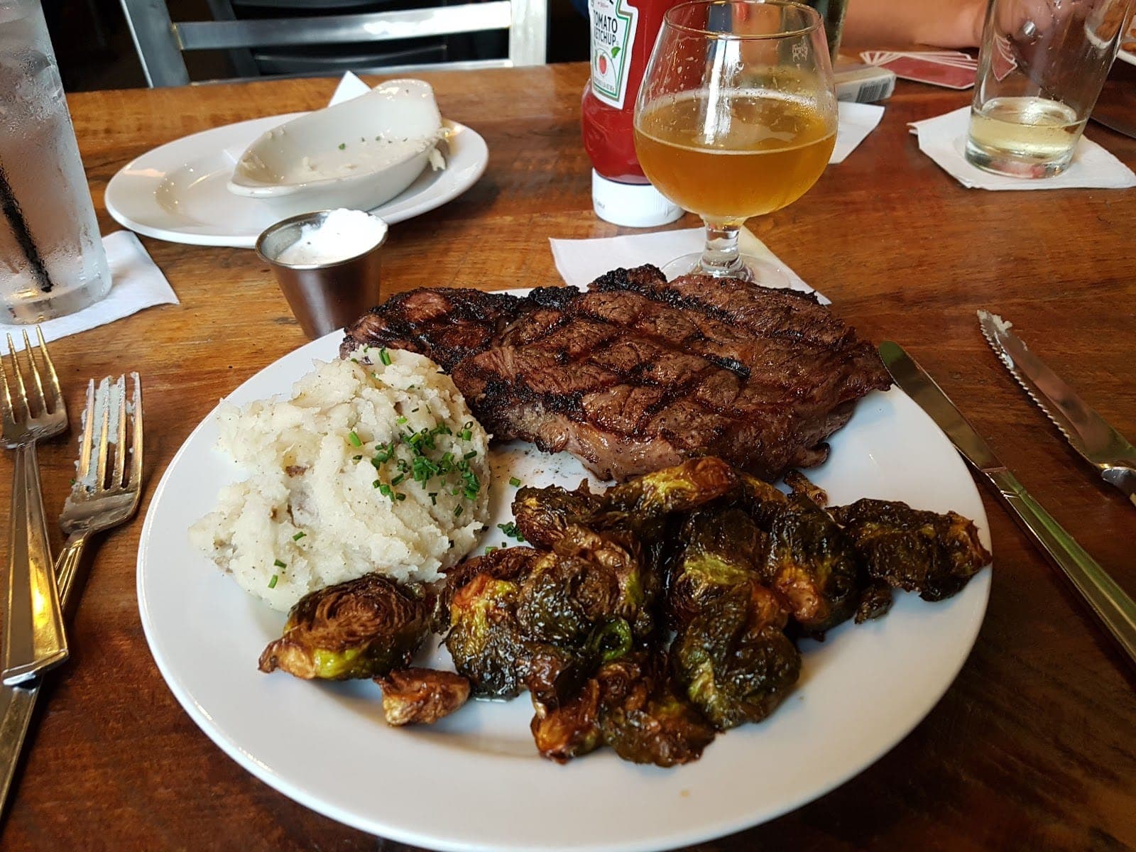 FEED Co. Table & Tavern