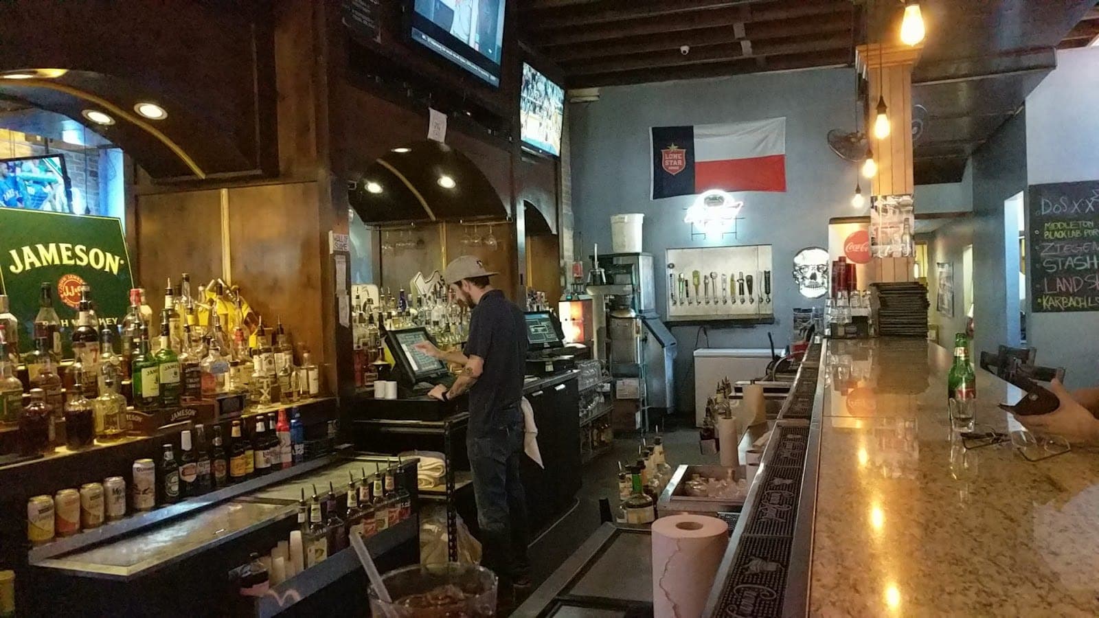 Centerfield Sports Bar & Grill