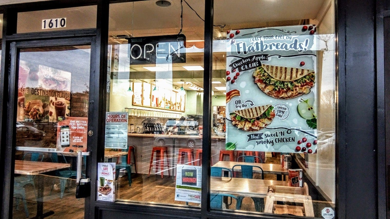 Tropical Smoothie Cafe