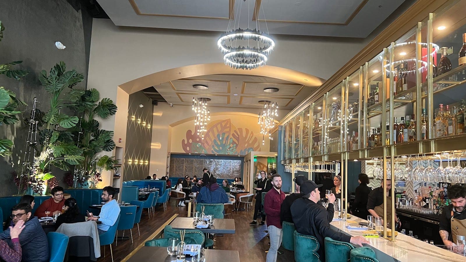 Farzi Café