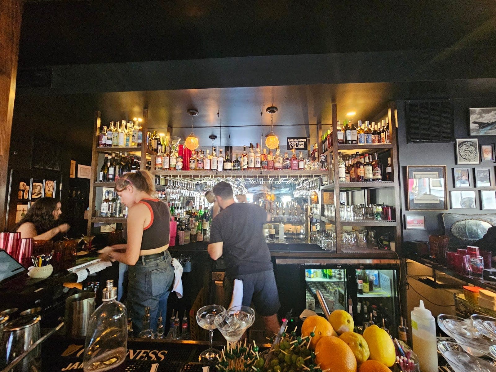 Eebee's Corner Bar