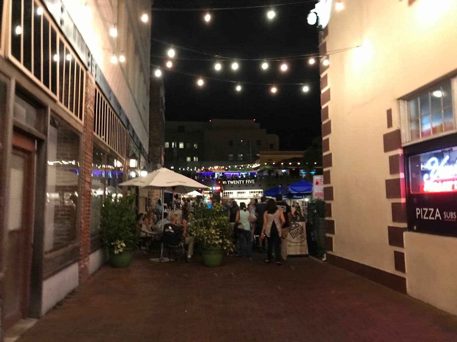 Downtown Pizza