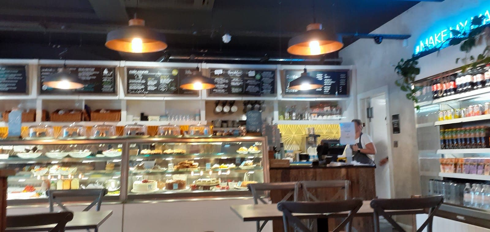 Cafe Mauds