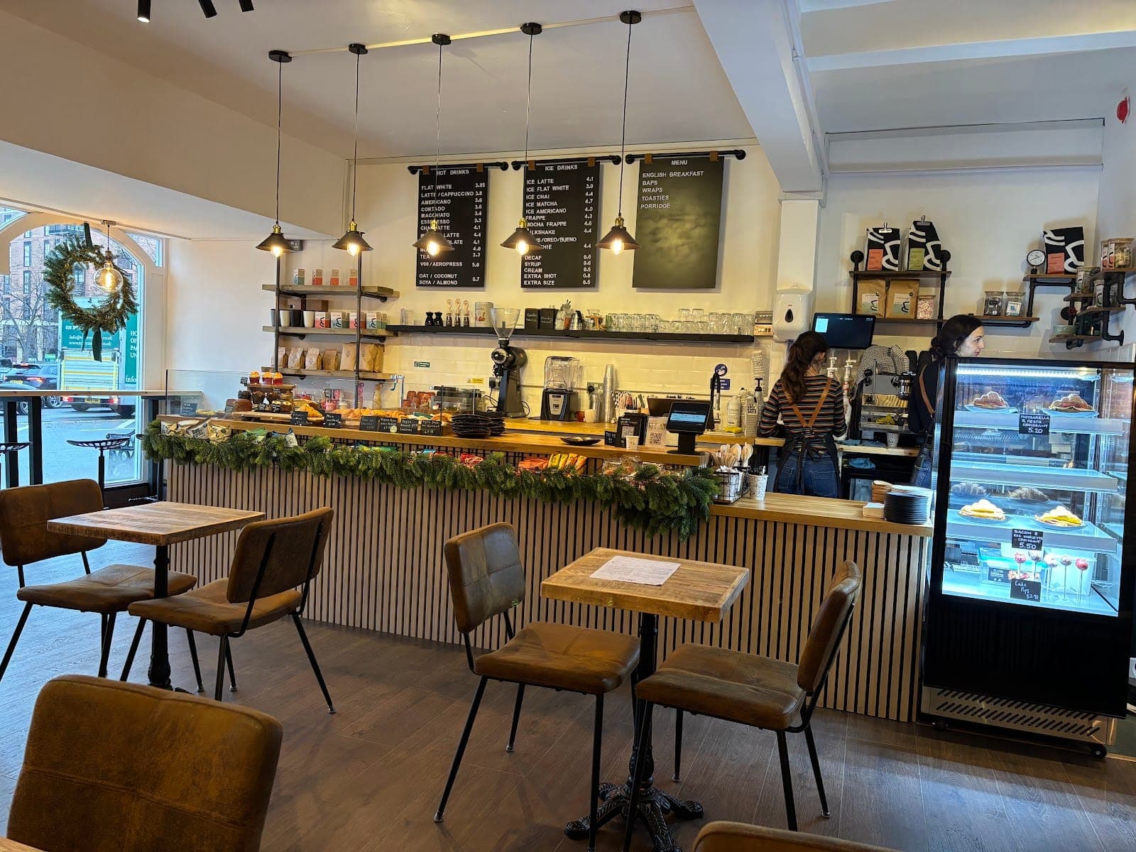 Icon Coffee & Play
