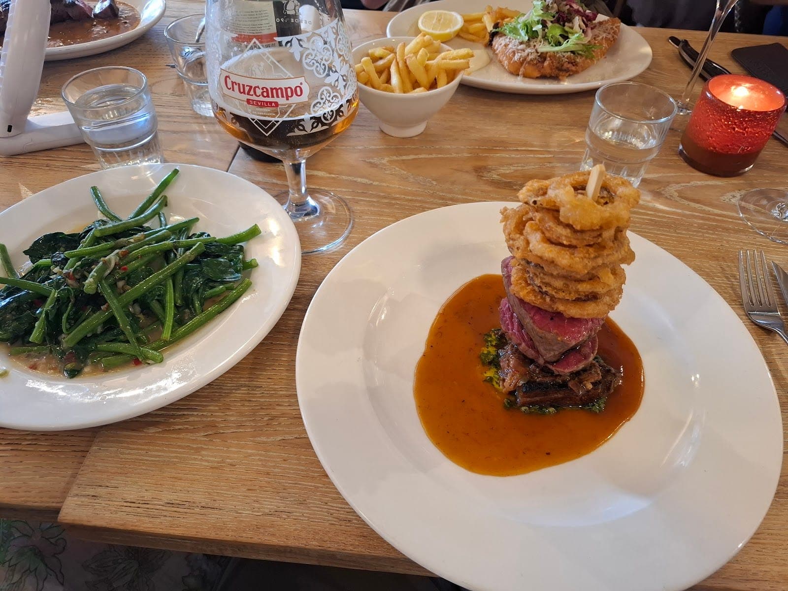 Sonder Bar & Bistro