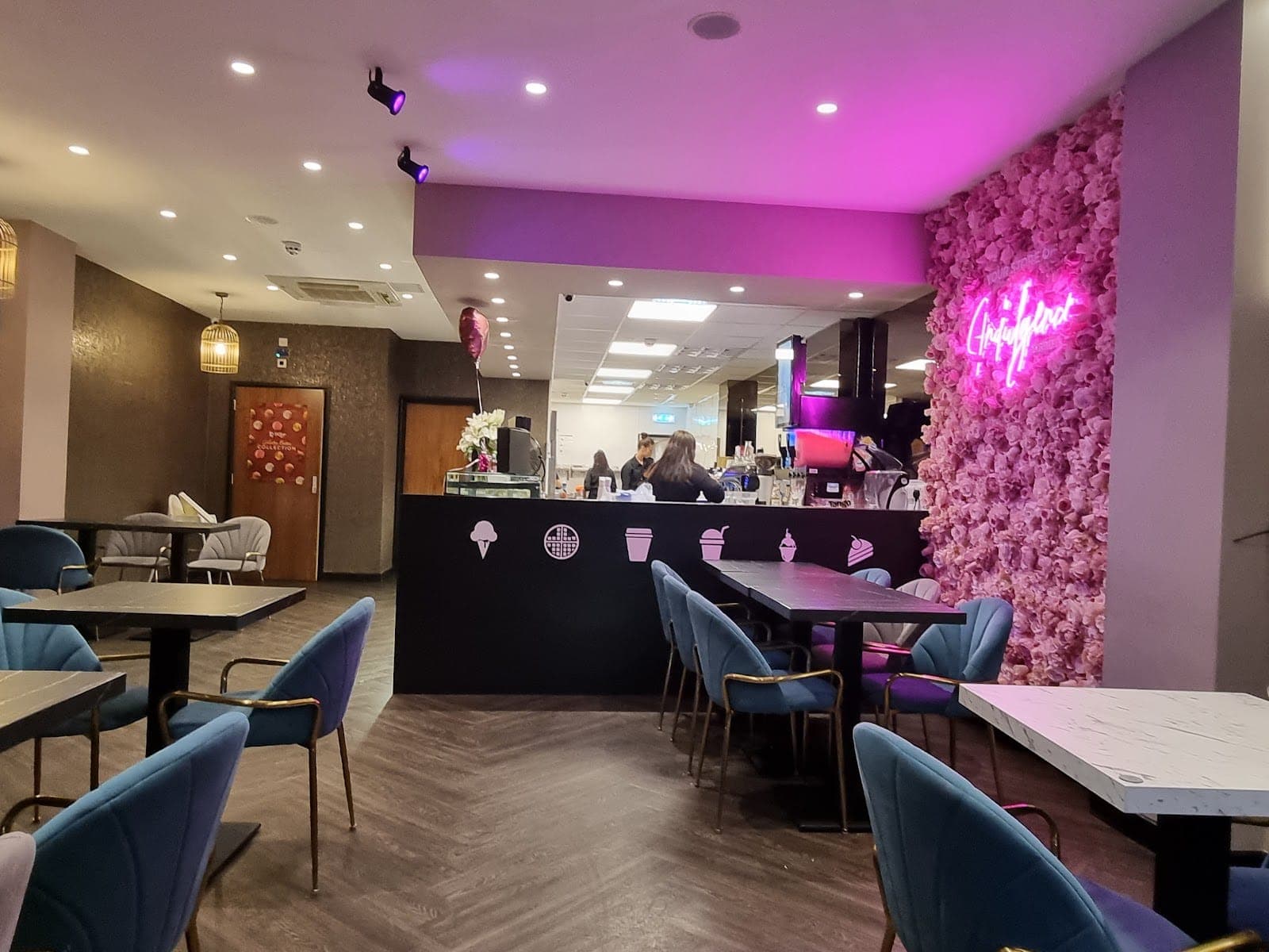 Little Dessert Shop