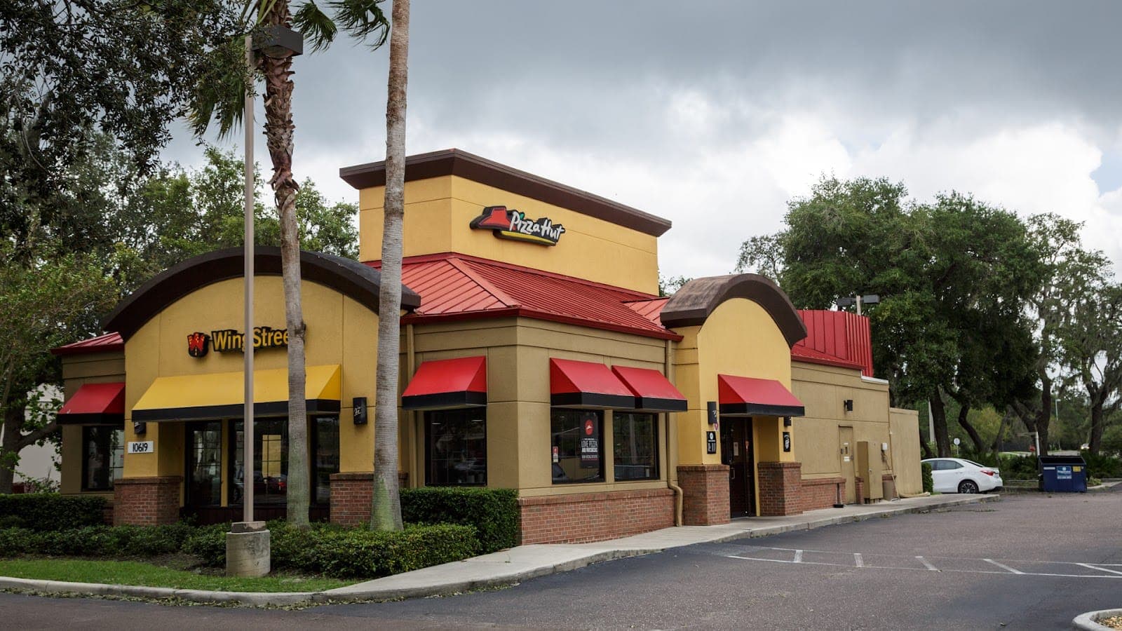 Pizza Hut