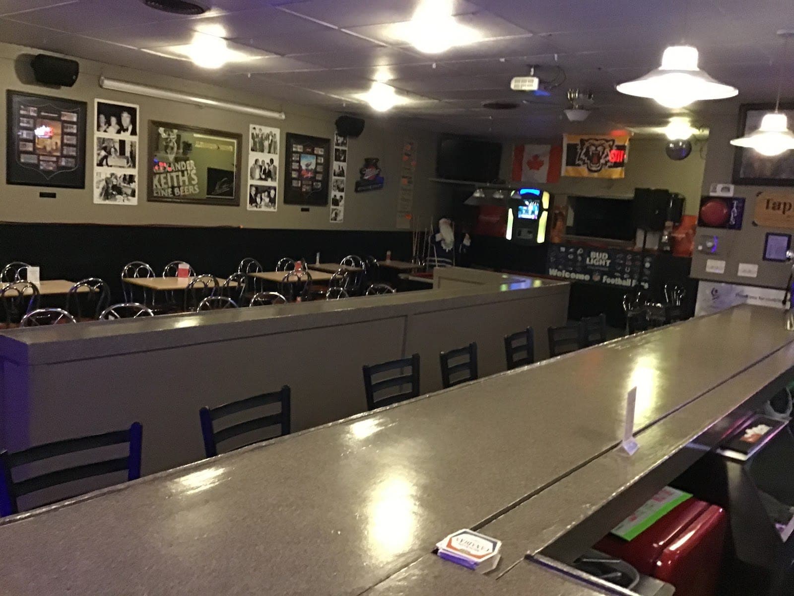 Taps Bar & Grill