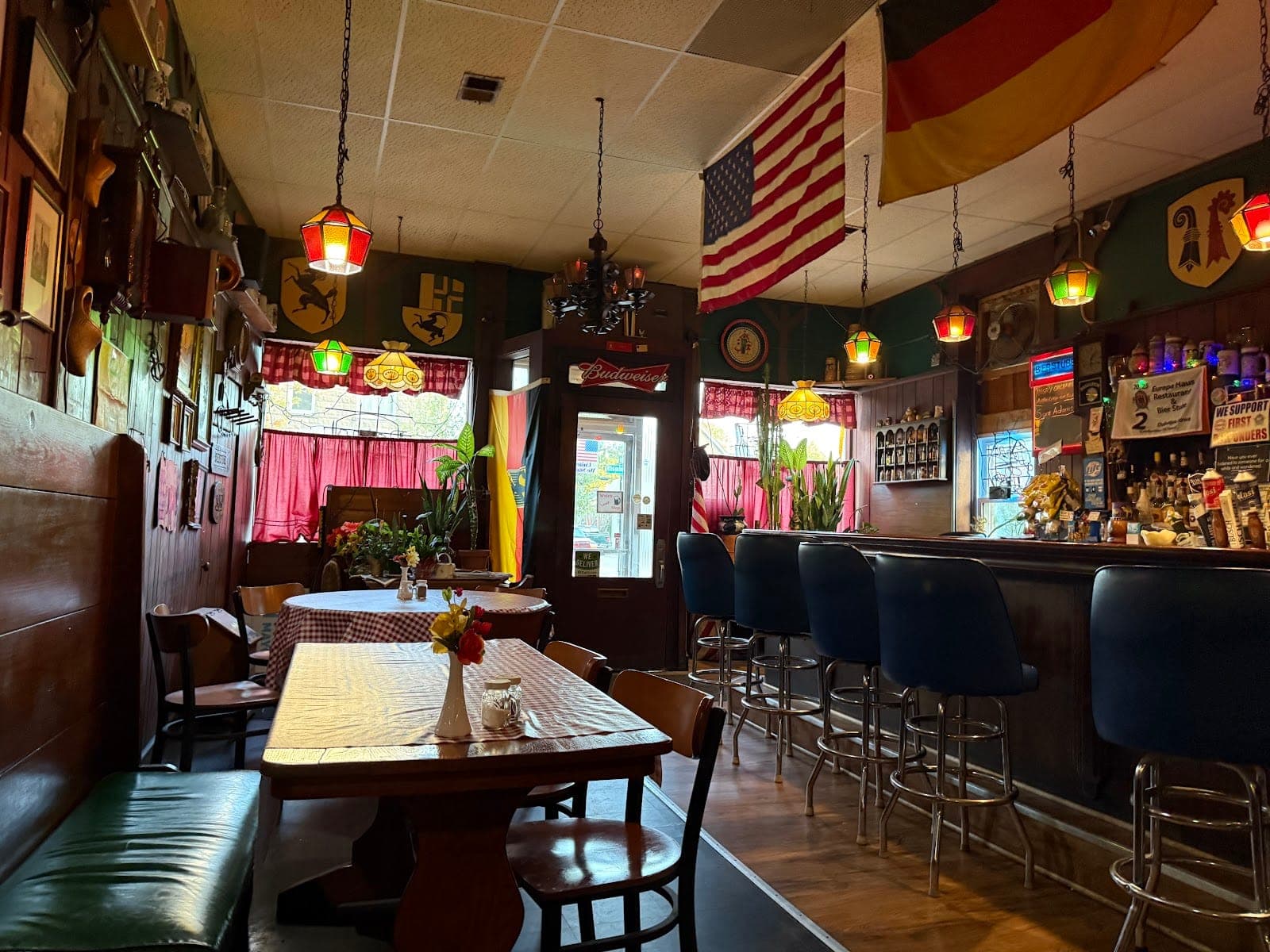 Europa Haus Restaurant & Bier Stube