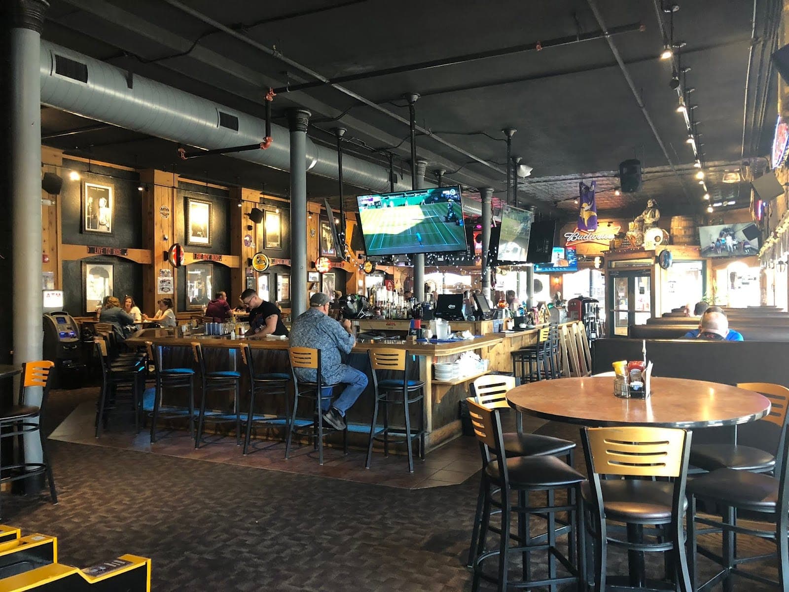 Screaming Eagle American Bar and Grill