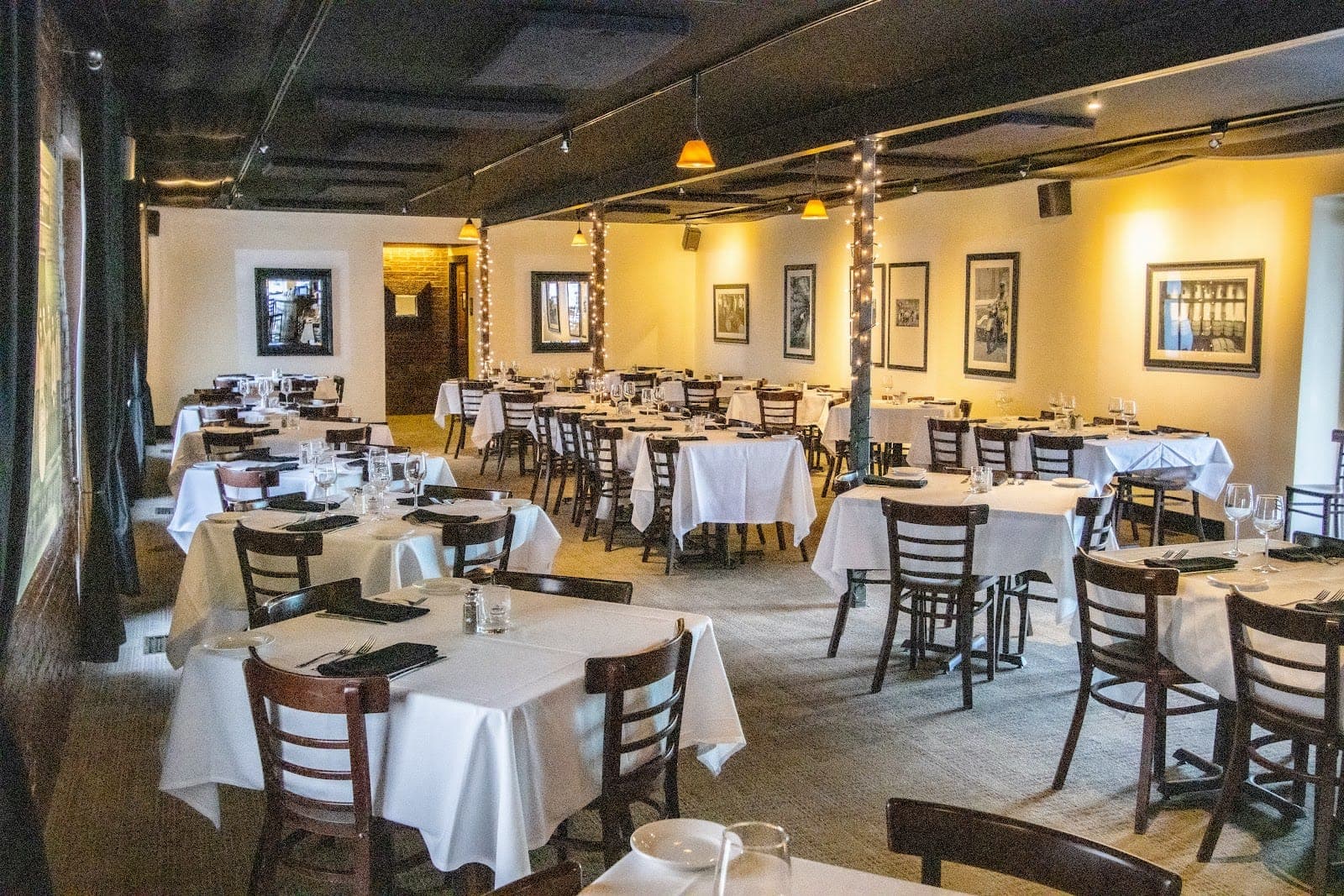 Bourbons Bistro