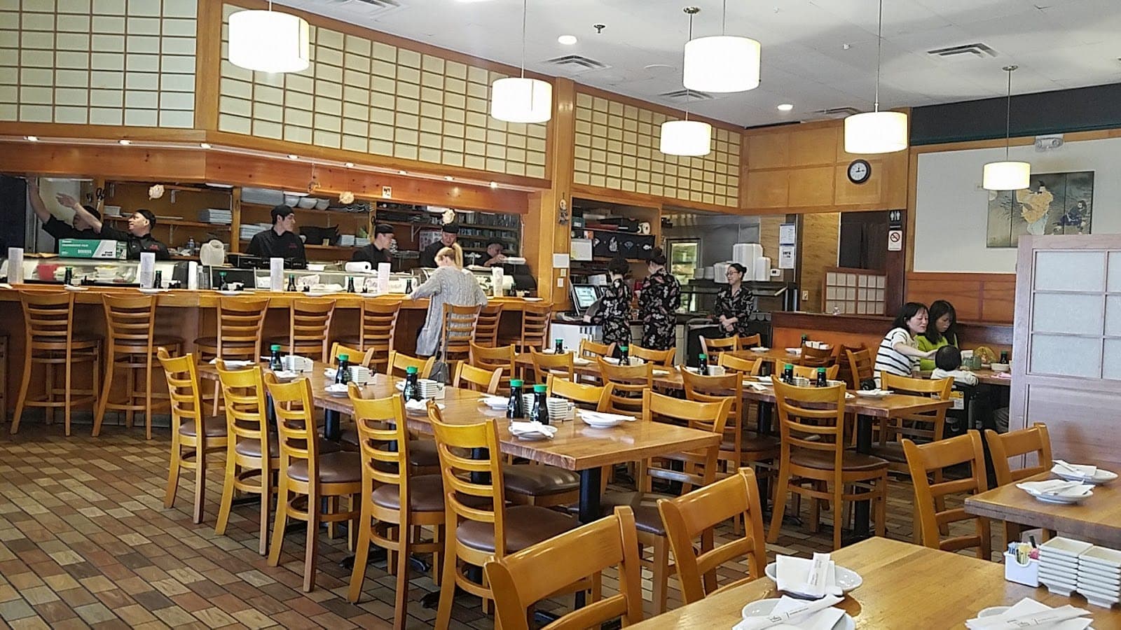 Yuraku Japanese Restaurant