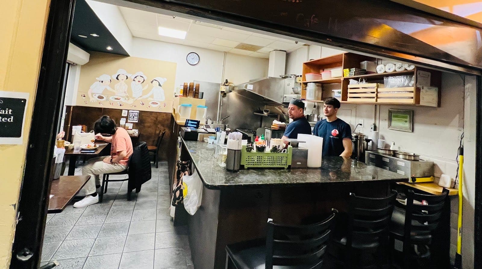 Cafe Mami