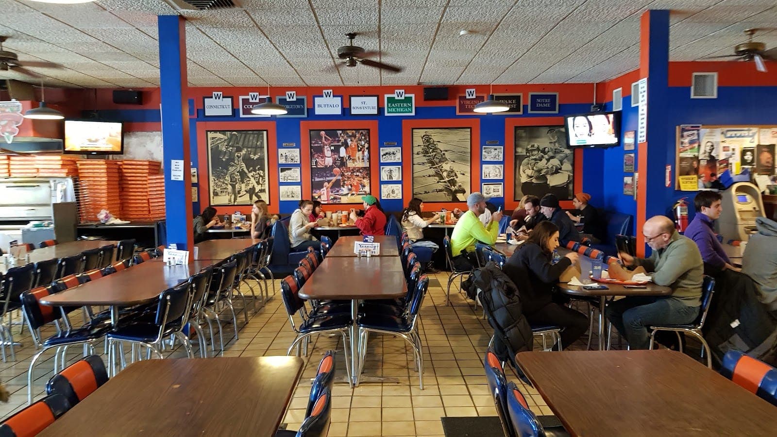 Varsity Pizza