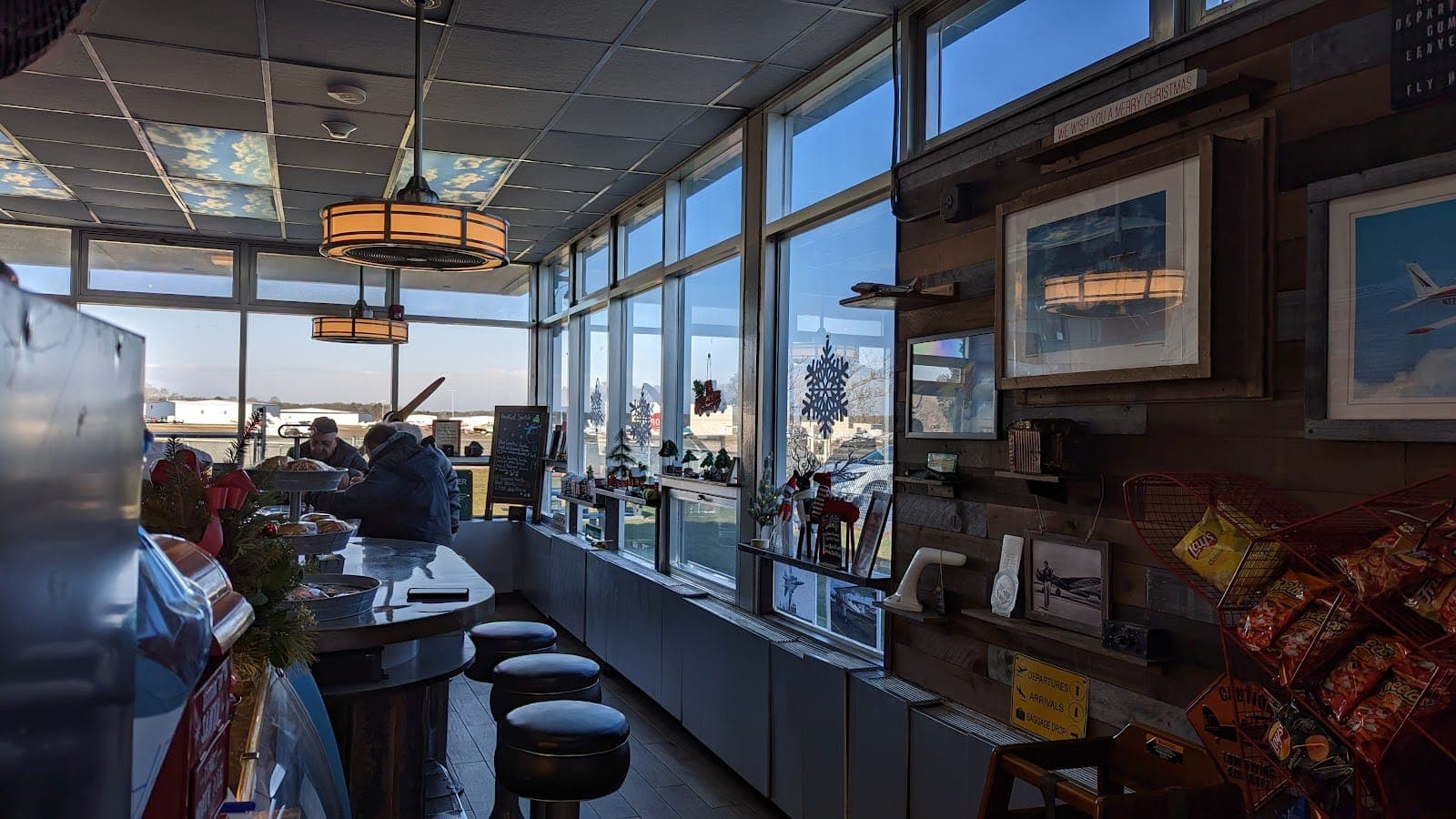 Wings Airport Grill