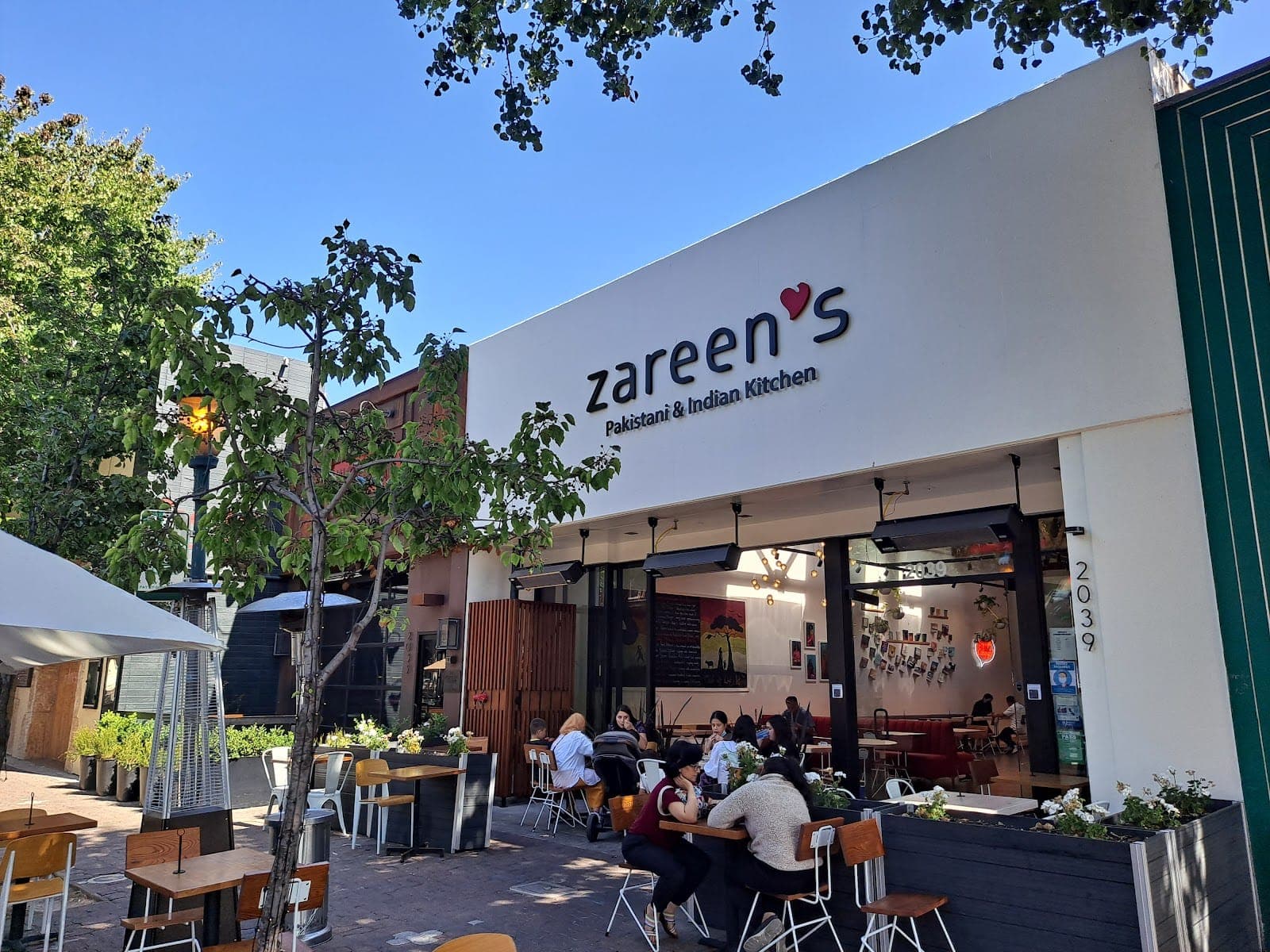 Zareen's