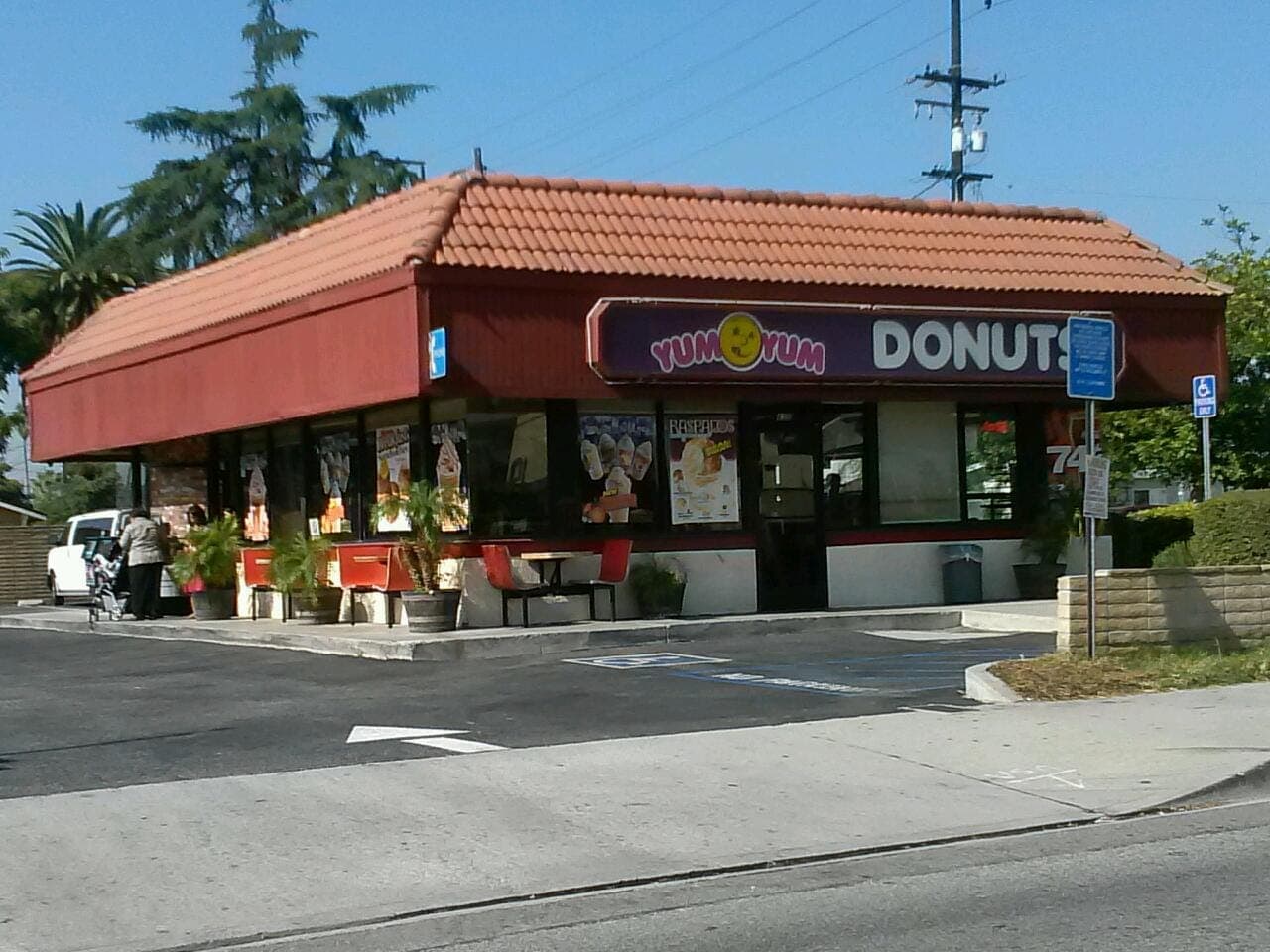 Yum Yum Donuts
