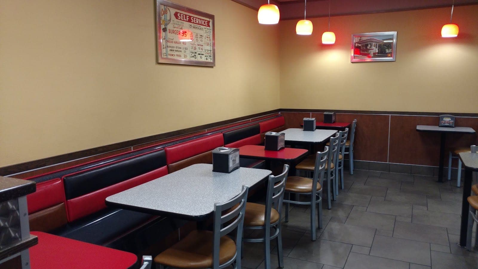 Carl's Jr.