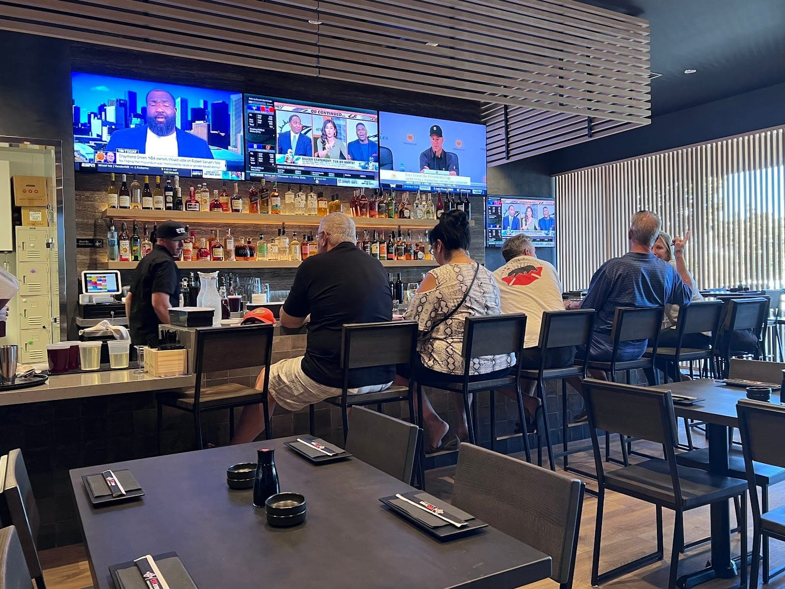 ETC Sushi and Thai Bites