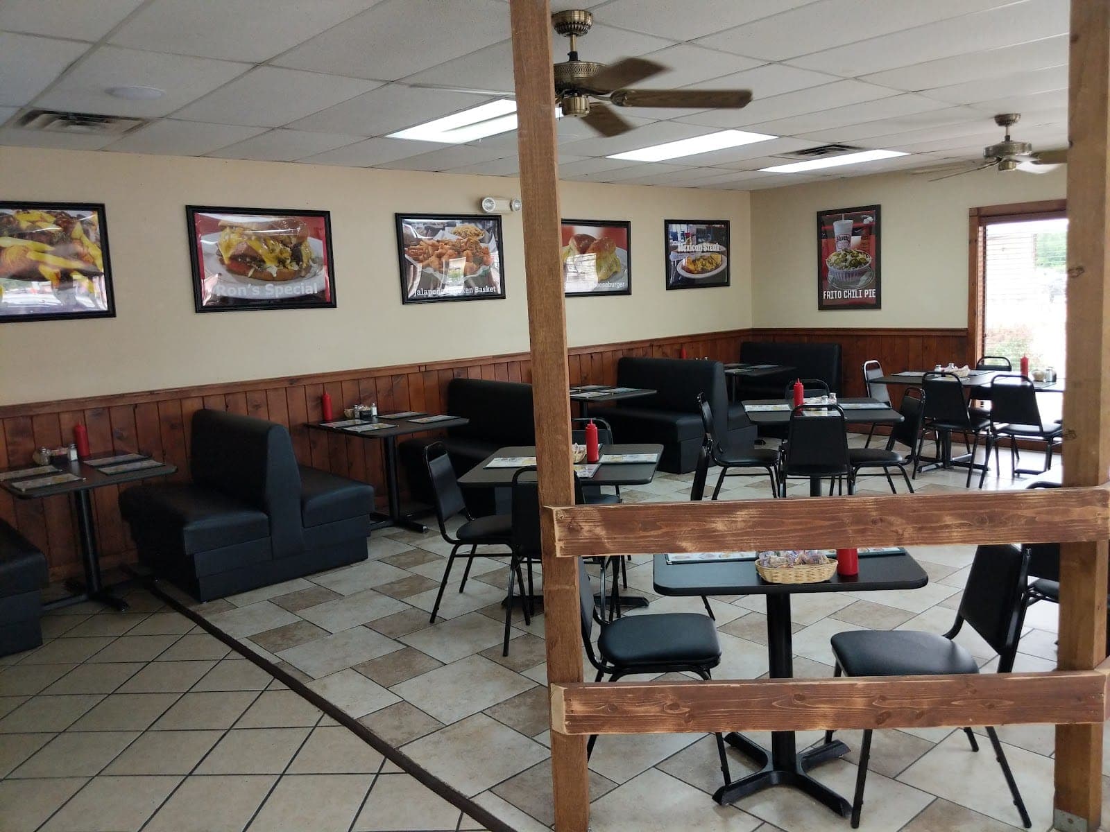 Ron's Hamburgers & Chili