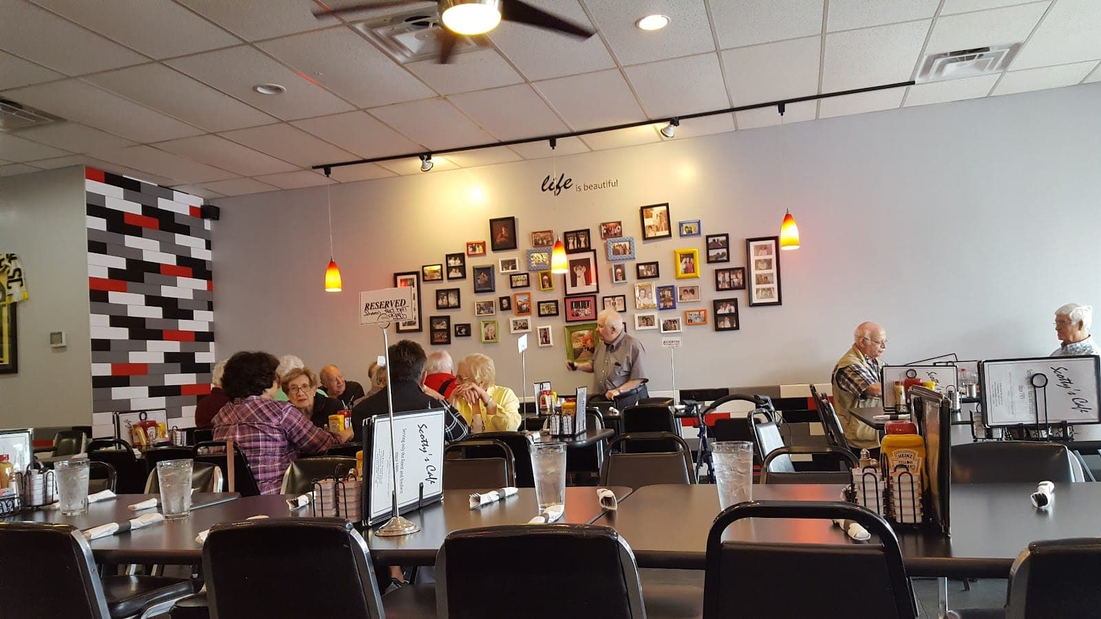 Scotty's Cafe