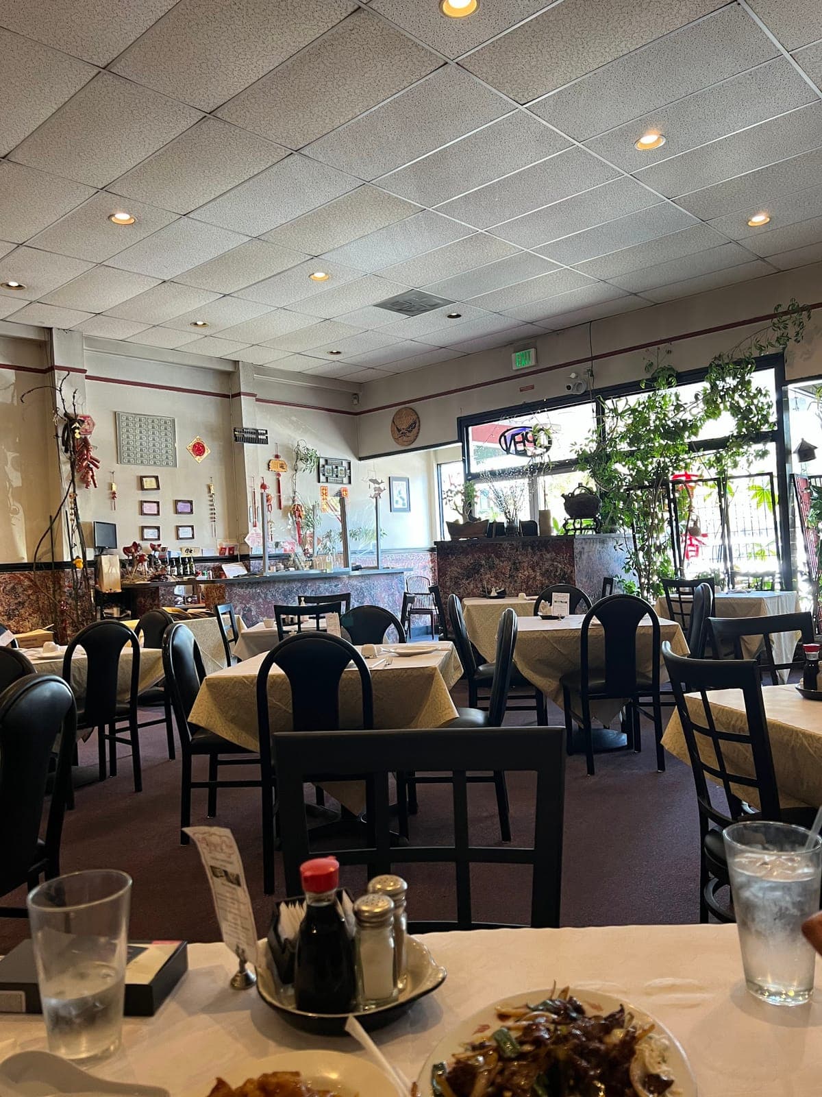 Shan Shan Low Restaurant