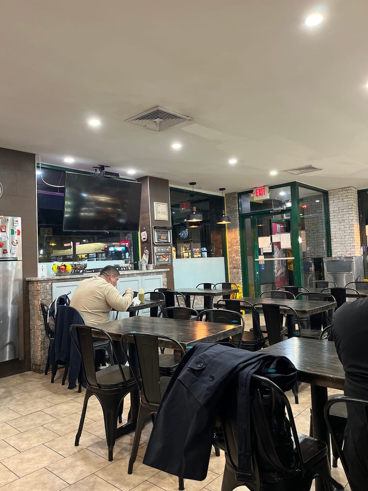 La Abundancia Bakery & Restaurant