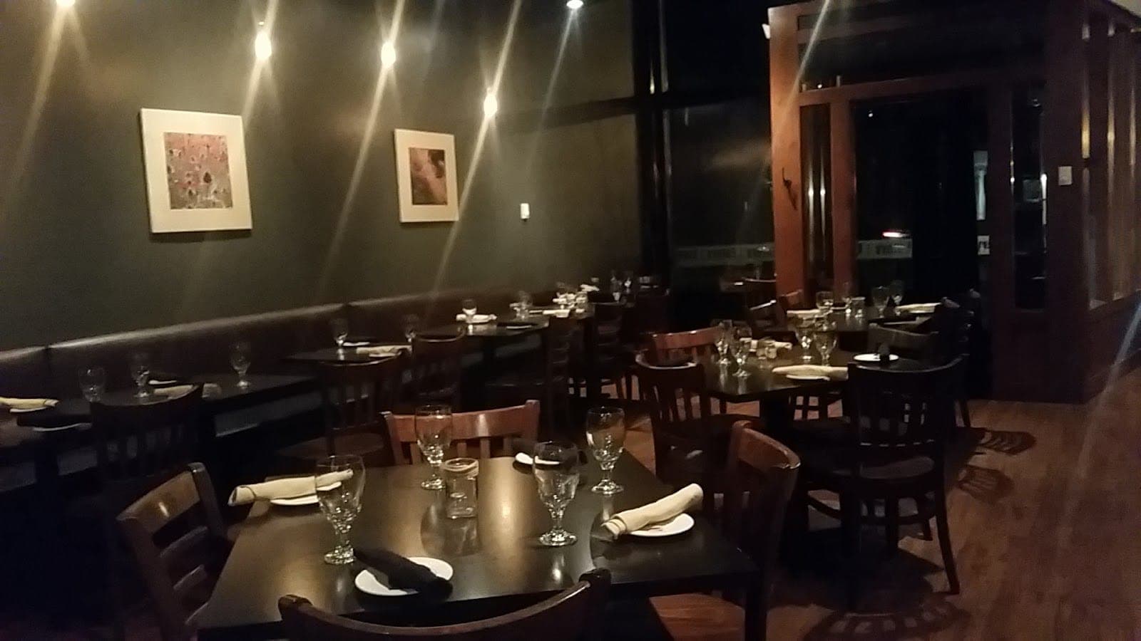 Rustica | Eatery and Tavern
