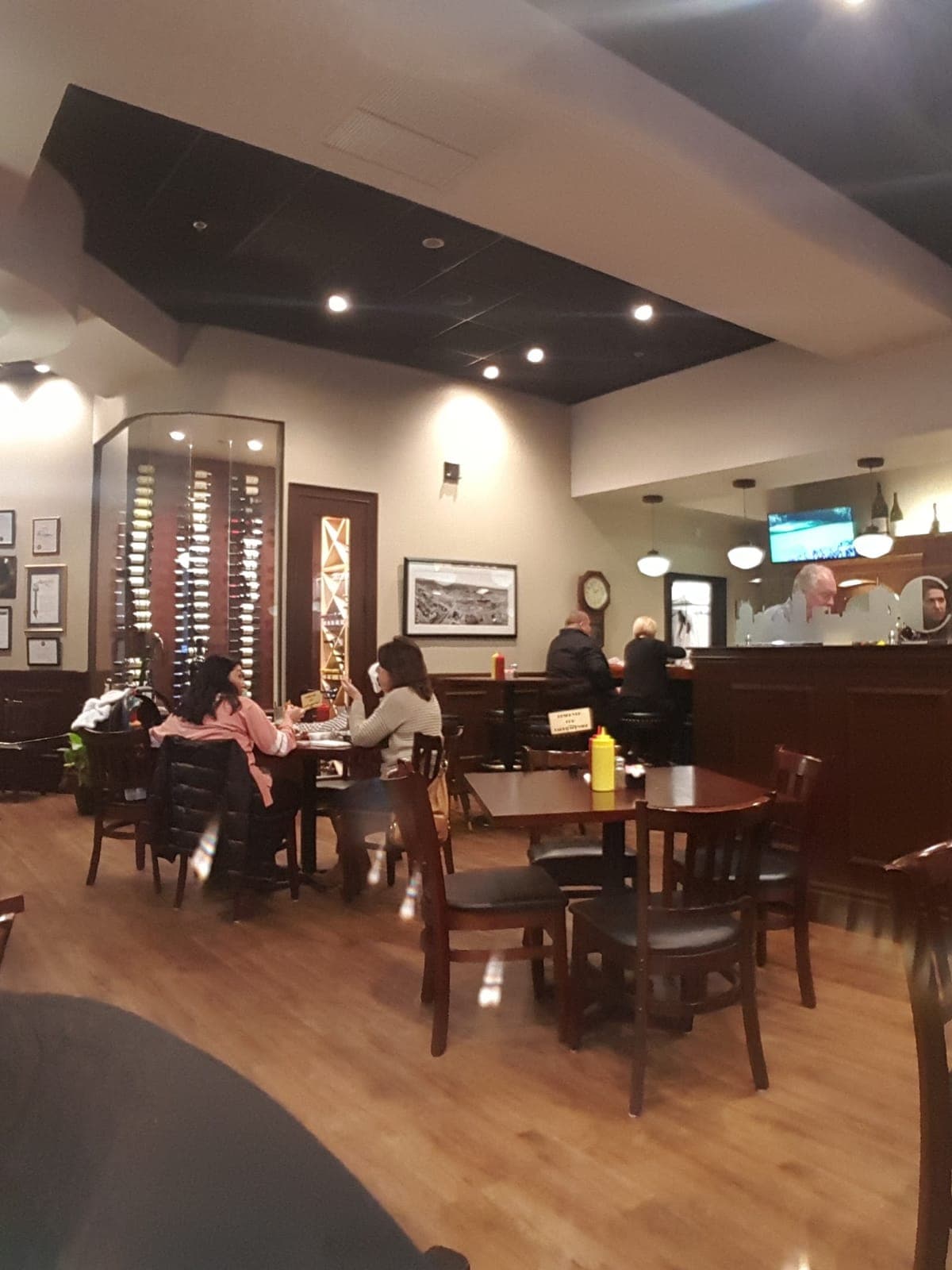 Cosmopolitan | Tavern & Italian Grill