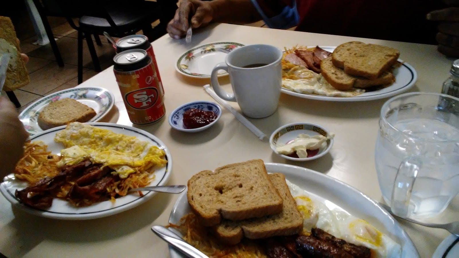 Ho Ho Kafe