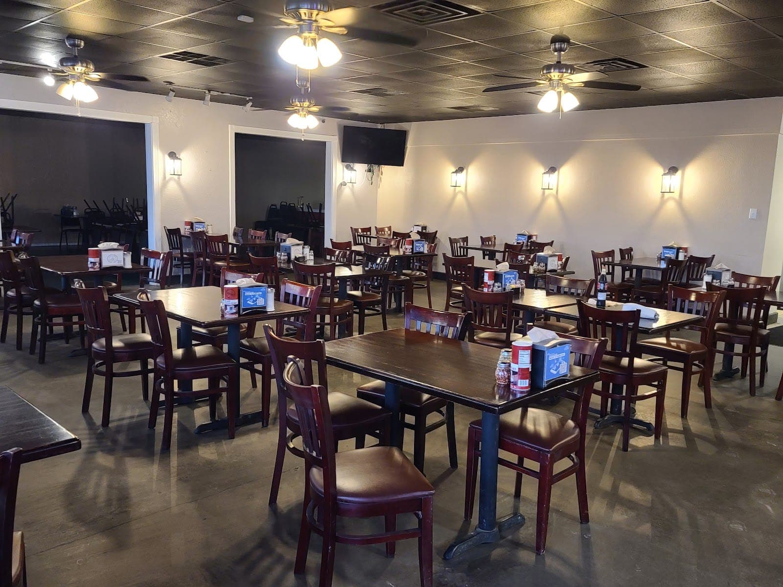 Noni's Café