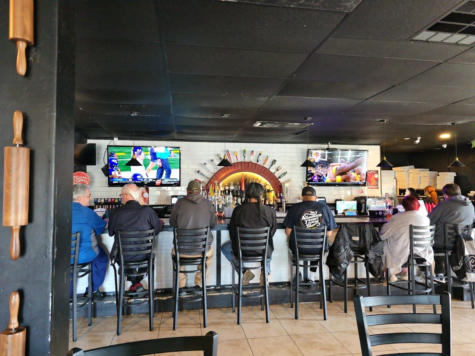 H &H Bar and Grill