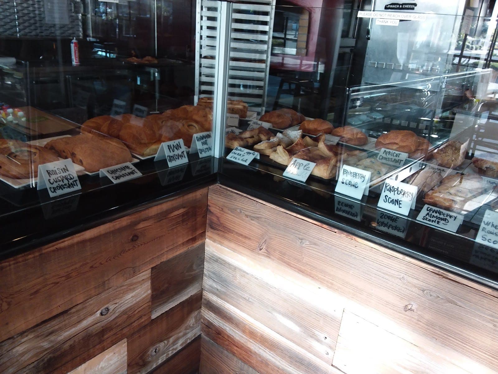 La Bou Bakery & Café