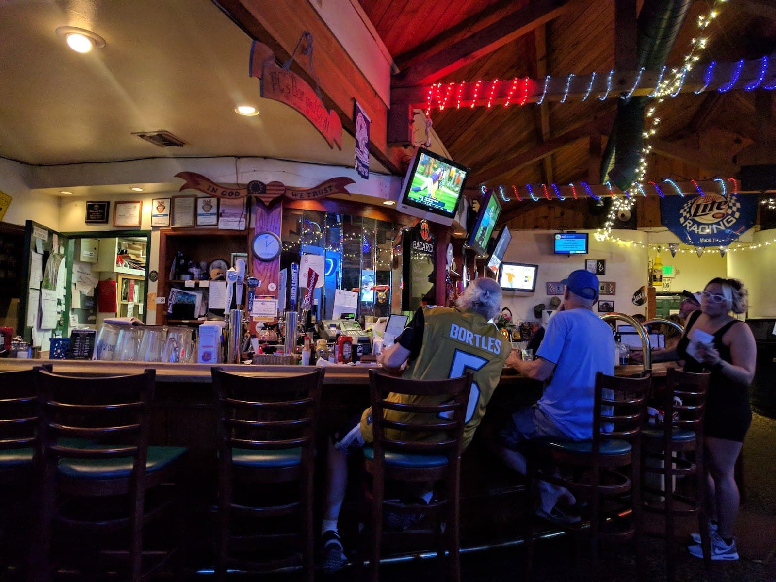 PC's Bar & Grill