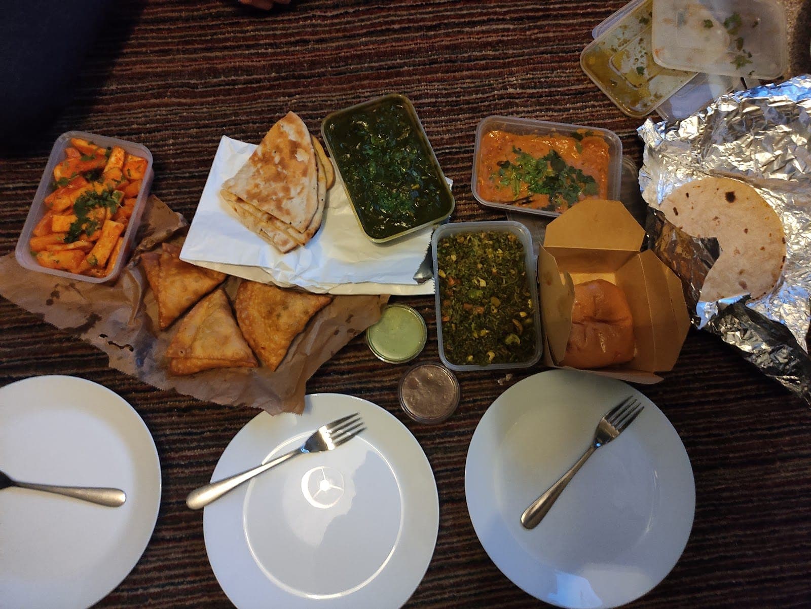 Dishika Sweets & Pure Vegetarian Restaurant