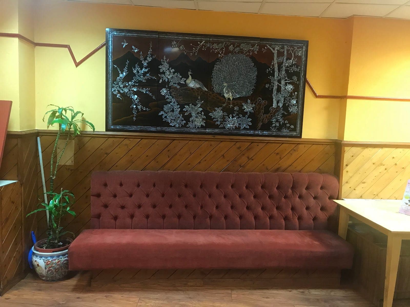 EMPEROR Chinese And Cantonese Takeaway