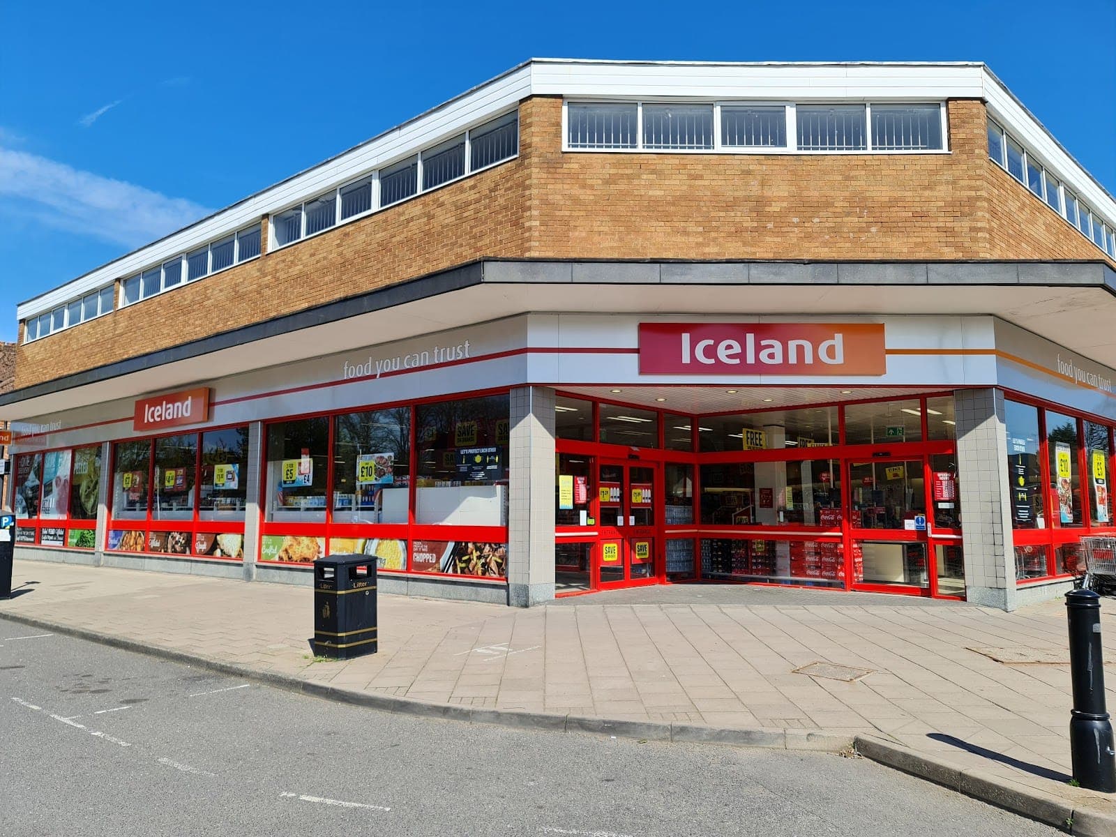 Iceland Supermarket Shirley